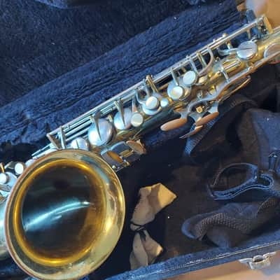 Olds Parisian Ambassador Alto Saxophone, France, Good Condition image 6
