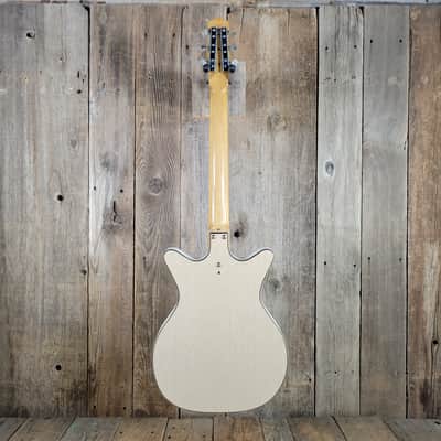 The Cleanest Danelectro Convertible 1960s W/ Modern Hard Case - Natural image 4