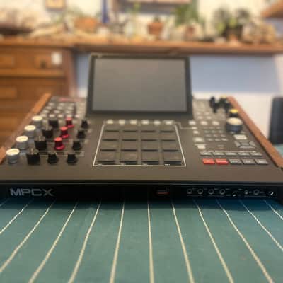 Akai MPC X / MPC X SE wood stand (100% walnut) image 9