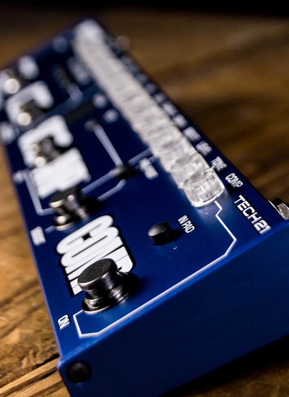 Tech 21 Bass Fly Rig Multi-Effects Pedal - Free Shipping image 1