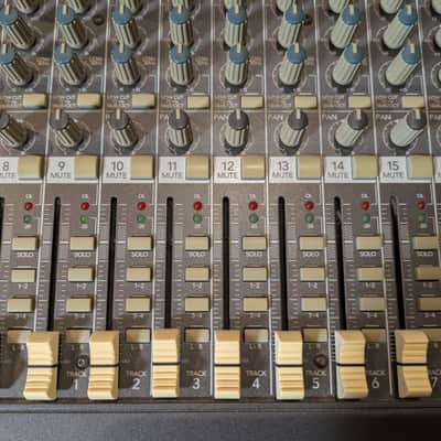 Mackie 1604-VLZ NON FUNCTIONING image 5