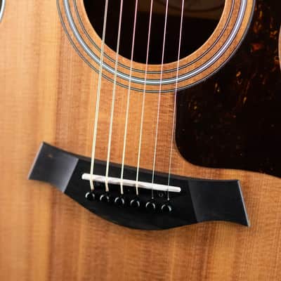 Taylor 212ce Grand Concert Acoustic/Electric Guitar with Gig Bag image 11