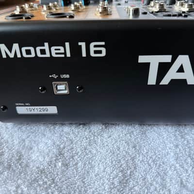 TASCAM Model 16 Multitrack Recorder / Mixer / Audio Interface 2019 - Present - Black with Wood Cheeks image 7