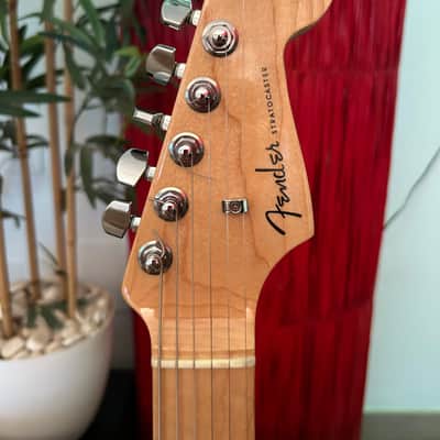 Fender American Elite Stratocaster image 18