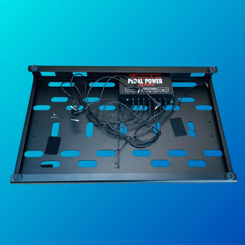 Voodoo Lab Dingbat Medium Pedalboard with Case image 1