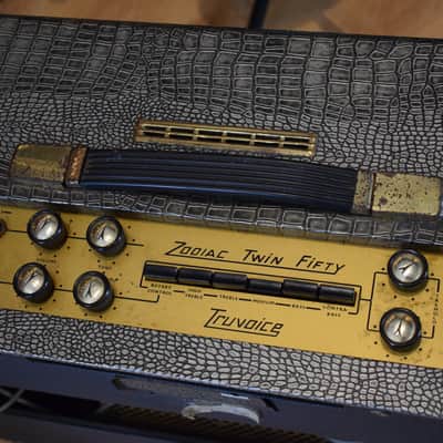 Selmer Zodiac Twin Fifty 1964 - Croc skin image 13