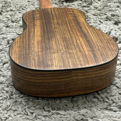 LAILA UDV2313W Walnut Matt concert ukulele + cover image 7