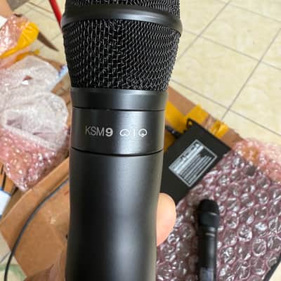 Shure UR2 Wireless Handheld Microphones with KSM9 Capsules – H4 Band, worldwide shipping image 8