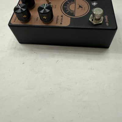 Native Audio Rising Sun Optical Tremolo Guitar Effect Pedal + Original Box image 5
