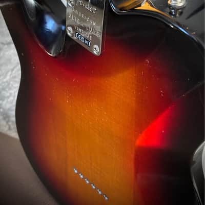 Fender American Ultra Luxe Vintage '60s Telecaster Custom 2025 - Present - 3-Color Sunburst image 3