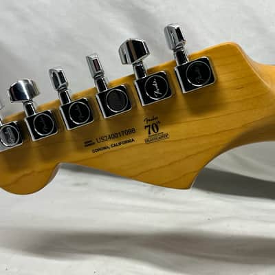 Fender Limited Edition American Professional II Stratocaster Thinline Semi-Hollow Body Electric Guitar - Transparent Daphne Blue image 9