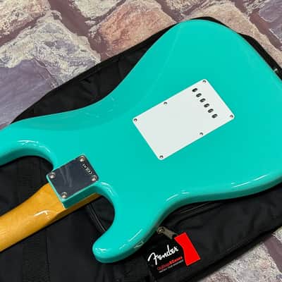 Fender Vintera III Early 60s Stratocaster RW Sea Foam Green New Unplayed Auth Dealer 7lbs9oz #582 image 11