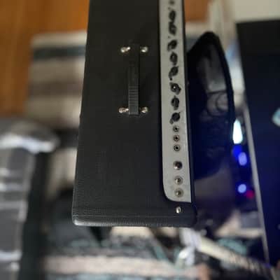 Fender Hot Rod Deluxe IV 3-Channel 40-Watt 1x12" Guitar Combo 2018 - Present - Black image 4
