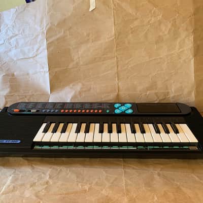 Casio  PT-380  80s 90s 32-key Synth with Microphone in original Box Excellent Condition image 2
