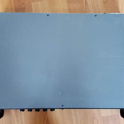 Ampeg B2R 350-Watt Rackmount Bass Amp Head image 13