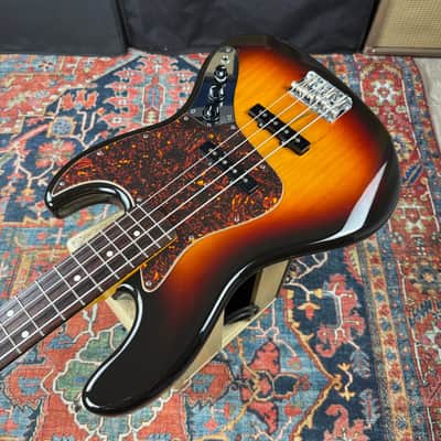 1962 Fender Jazz Bass Reissue Vintage Collection 3 Tone Sunburst Model JB62-70US - 2002-2004 image 5