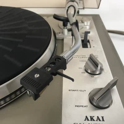 Vintage Akai AP-307 Quartz Lock Direct Drive Automatic Turntable image 4