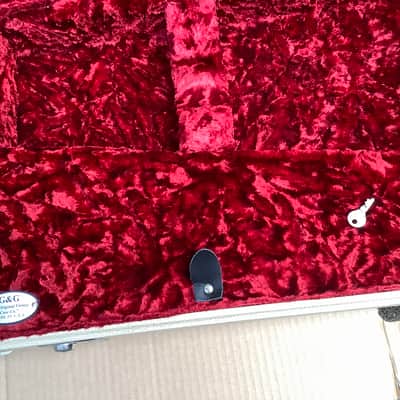 Fender Custom shop limted edition strat stratocaster guitar case hardcase 2 color version made in USA image 9