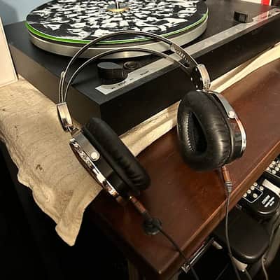 Thorens 280 1980-1990s - Black image 1