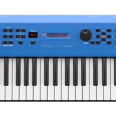 Yamaha MX61 Music Synthesizer (Blue) - Open Box
