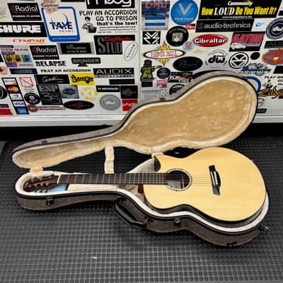 Maestro Custom 7 String Acoustic image 13