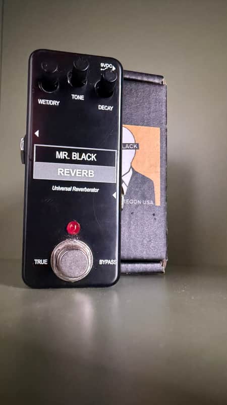 Mr. Black Mini Reverb