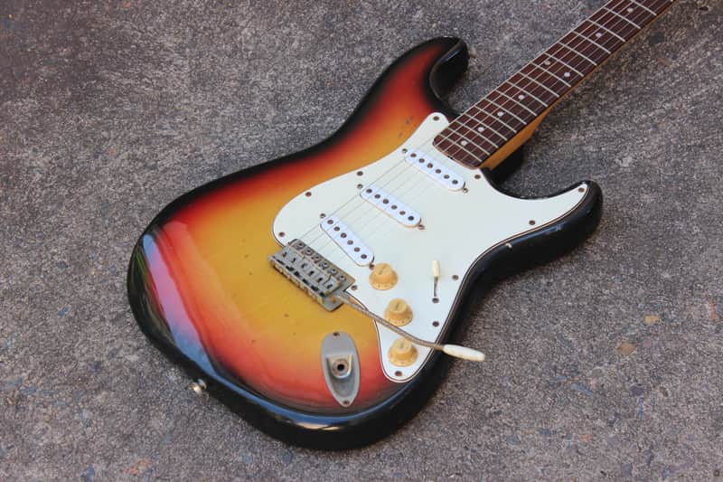 1977 Greco SE-700 Early Sixties Stratocaster Electric Guitar Japan