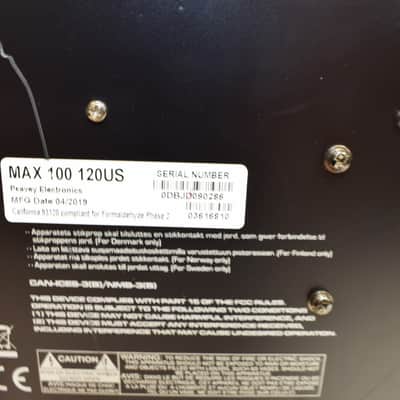 Peavey MAX 100 100-Watt 1x10" Bass Combo Amp image 9