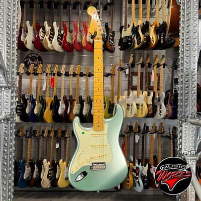 Fender   American Professional Ii Stratocaster Lh Left Hand Mystic Surf Green image 2