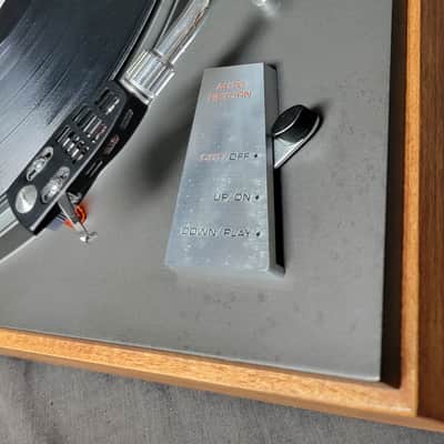 Pioneer PL-50A Auto Return / Cut Turntable / Record Player with Wood Base (video) image 10