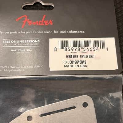 Fender Pure Vintage '56 / '59 Stratocaster 8-Hole Pickguard 1-Ply Eggshell White + '50s Control Plate image 6