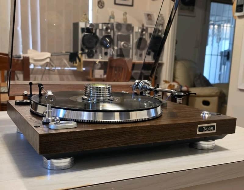 VINTAGE THORN RESTORED TURNTABLE/33/45 SPEED/CHROME EDITION
