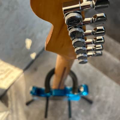 Fender Made in Japan Floyd Rose Stratocaster 1999 - Blue sparkle image 23