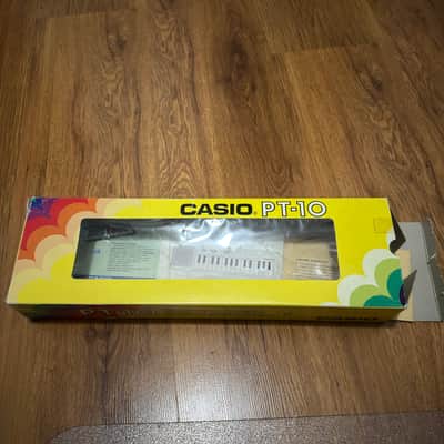 Casio PT-10 29-Key Mini Synthesizer 1980s - White image 4