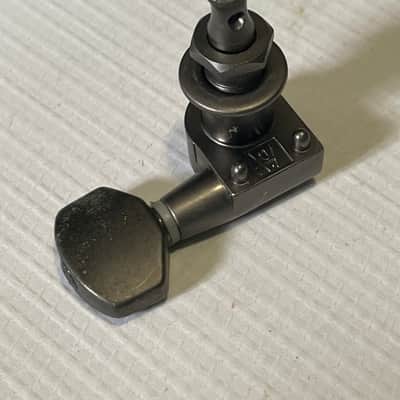 2000's Ibanez RG5EX1 Guitar Dual Pin Powder Cosmo Reverse Tuners Tuning Pegs 6 In Line image 10