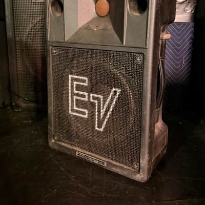 EV The Entertainer Tapco Model 100s Two Way Constant Directivity Speaker System 8 OHM image 12