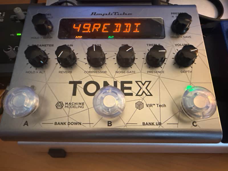 IK Multimedia ToneX Pedal Bass Edition 2025 - Present - Silver image 1