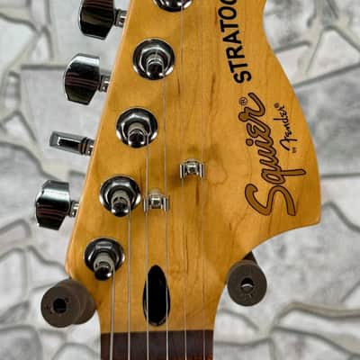 Fender Squier 2004 Standard Stratocaster with Hardshell Case image 7