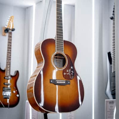 Martin CEO-10 Limited Edition 000-42 Guatemalan Rosewood and European Spruce Ambertone image 1