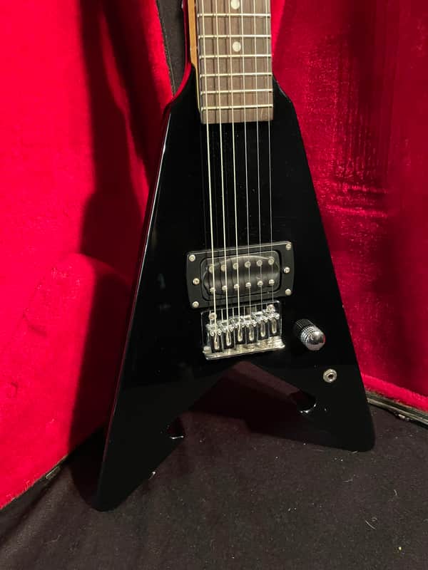 First Act ME276 Mini-V | Reverb
