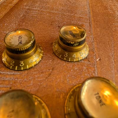 Gibson Reflector Knob Matched Set Of 4 Original Vintage 1960s Gold Volume Tone image 5