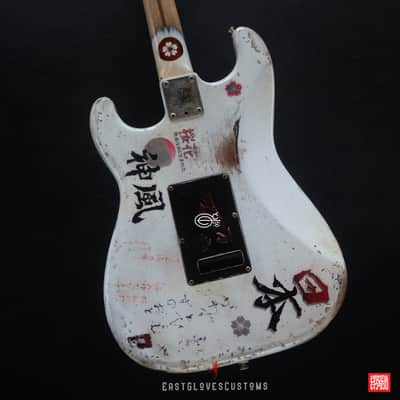 Fender Stratocaster Floyd Rose MXY-7 Ohka Cherry Blossom Kamikaze V3 in White Aged Relic (Rare 1of1) image 12