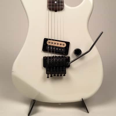 1983 Kramer Baretta "Holy Grail" in White Finish with Original Hardshell Case image 2