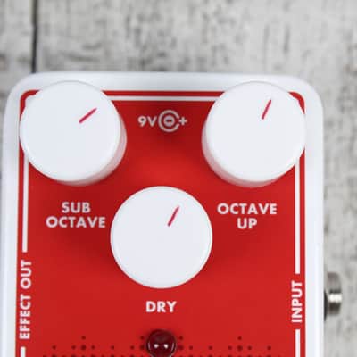 Electro-Harmonix Nano Pog Polyphonic Octave Generator Guitar Effects Pedal image 3