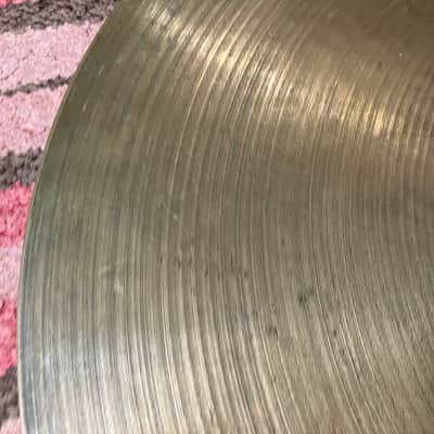 1960's Zildjian Avedis 15" Crash Hi Hat Cymbal 1403 Grams image 4