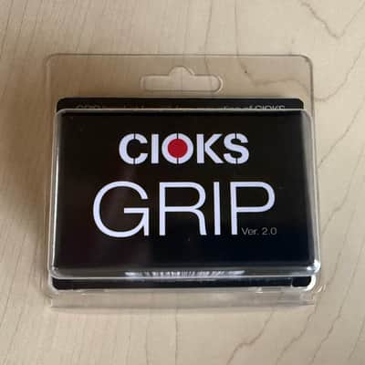 CIOKS GRIP Bracket for PEDALTRAIN Pedalboards image 1