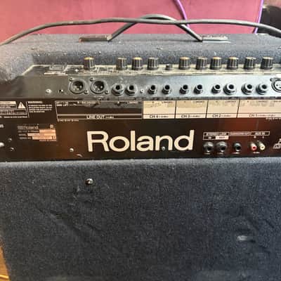 Roland KC-550 4-Channel 180-Watt 1x15" Keyboard Combo 2002 - Present - Black image 3