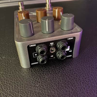 Universal Audio OX Stomp Dynamic Speaker Emulator 2023 - Present - Silver image 4