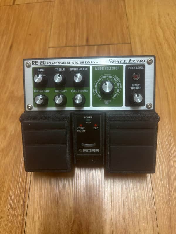 Boss RE-20 Space Echo