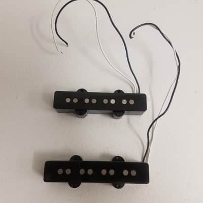 Fender 048612 / 048613 Fender Jazz J Bass Standard Pickup Set Passive Black Wound Alnico image 1